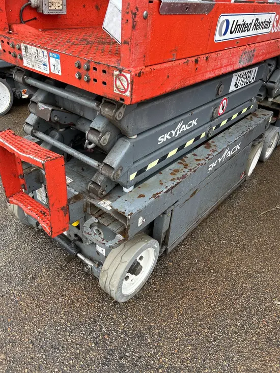 2017 Skyjack SJIII3219 Scissor Lift