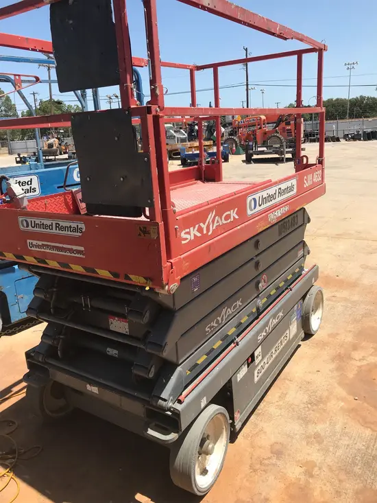 2016 Skyjack SJIII4632 Scissor Lift