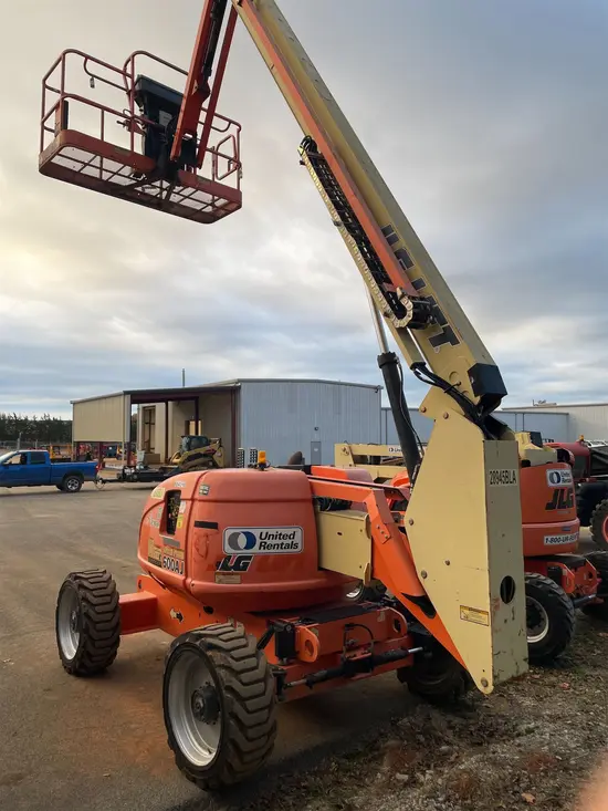 2016 JLG 600AJ Articulating Boom Lift