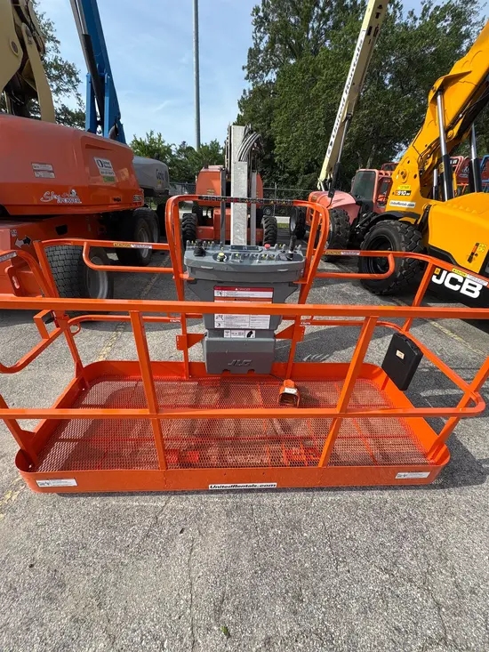 2017 JLG 660SJ Boom Lift