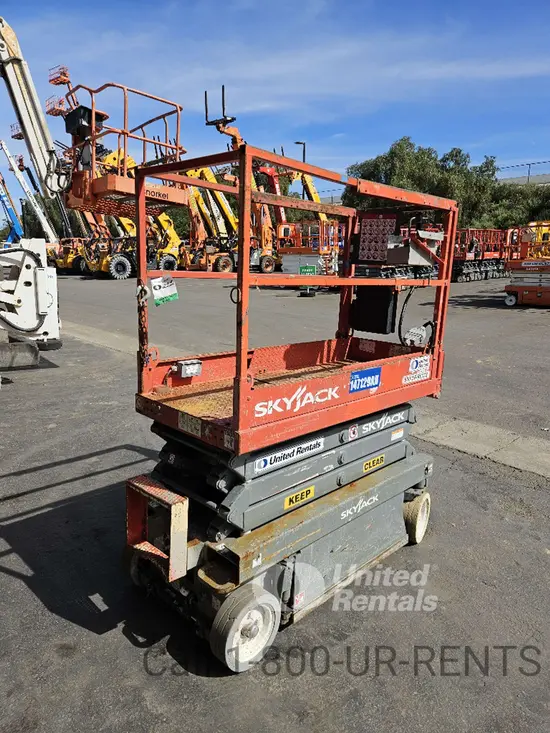 2014 Skyjack SJIII3219 Scissor Lift