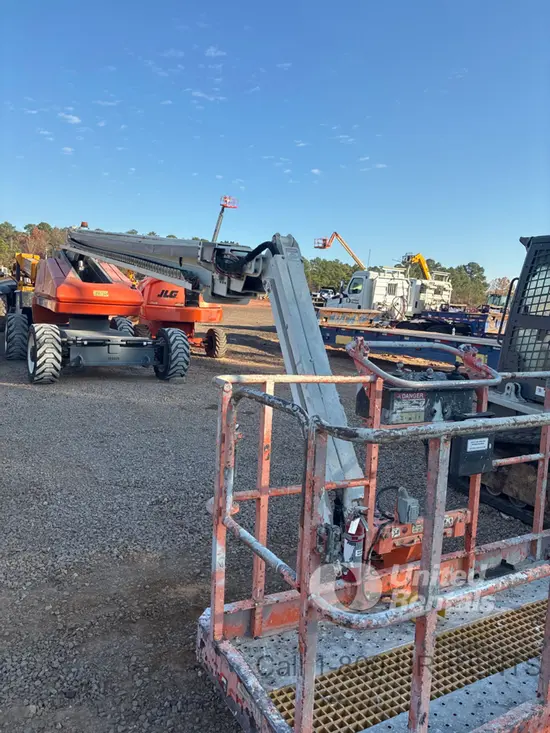 2017 Snorkel TB86J Boom Lift