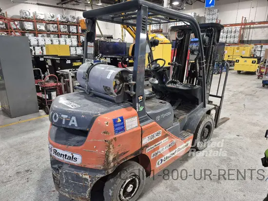 2020 Toyota 8FGU25 Warehouse Forklift