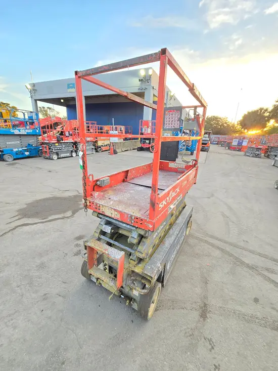 2015 Skyjack SJIII3219 Scissor Lift