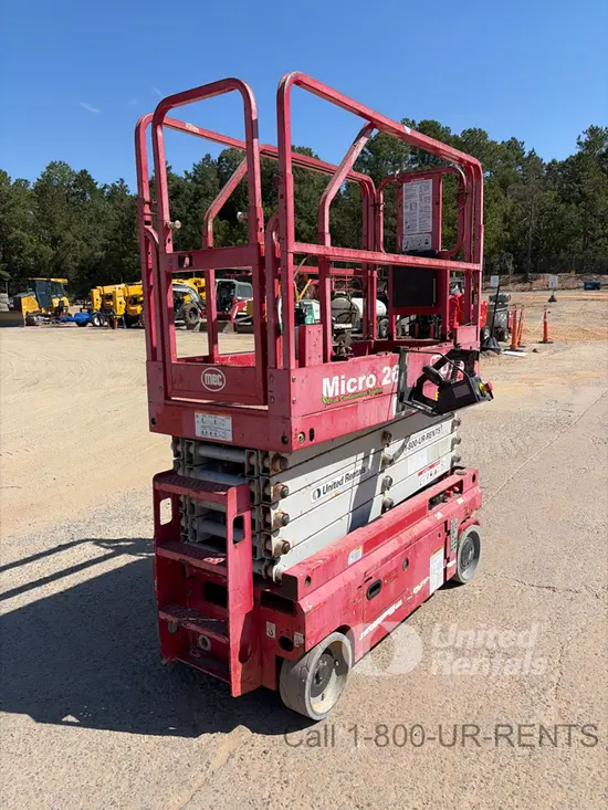 2019 MEC MICRO 26 Scissor Lift