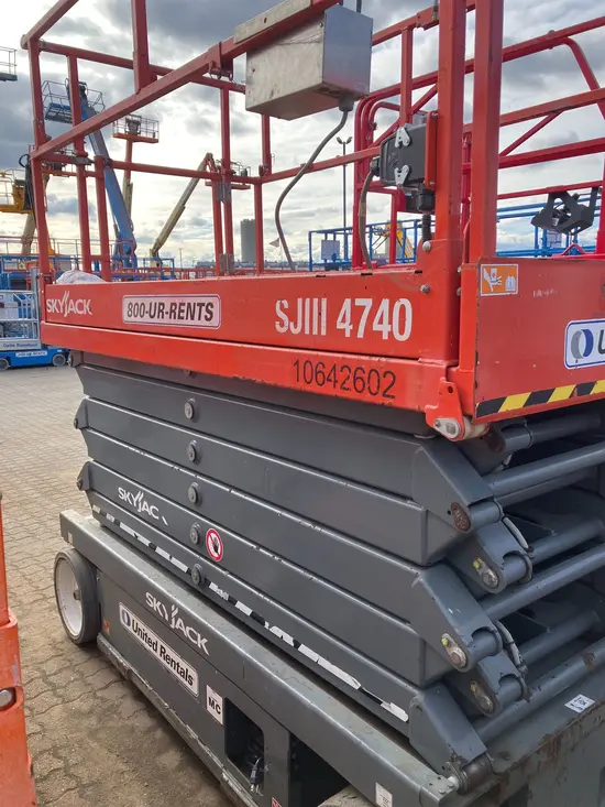 2017 Skyjack SJIII4740 Scissor Lift