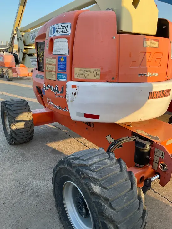 2015 JLG 450AJ Articulating Boom Lift