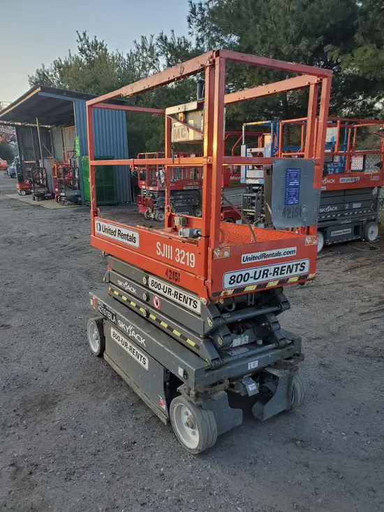 2017 Skyjack SJIII3219 Scissor Lift