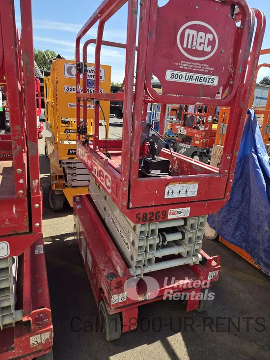 2018 MEC 1330SE Scissor Lift