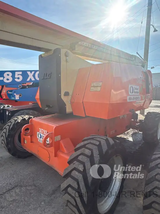 2016 JLG 800AJ Articulating Boom Lift