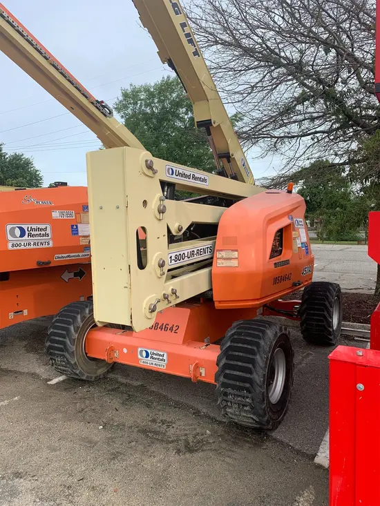 2017 JLG 450AJ Articulating Boom Lift