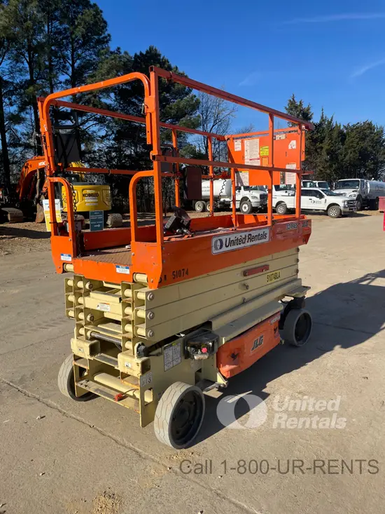 2017 JLG 3246ES Scissor Lift