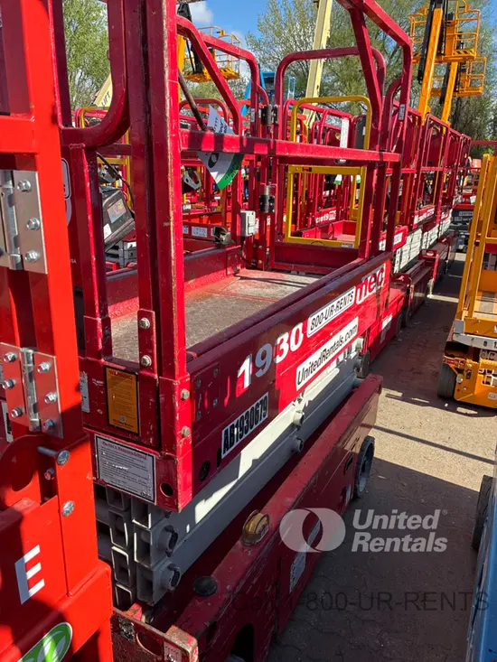 2017 MEC 1930SE Scissor Lift
