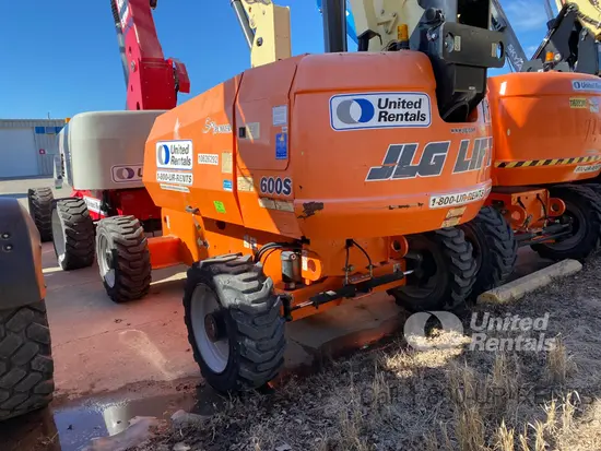 2017 JLG 600S Boom Lift