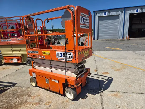 2019 Snorkel S3219E Scissor Lift
