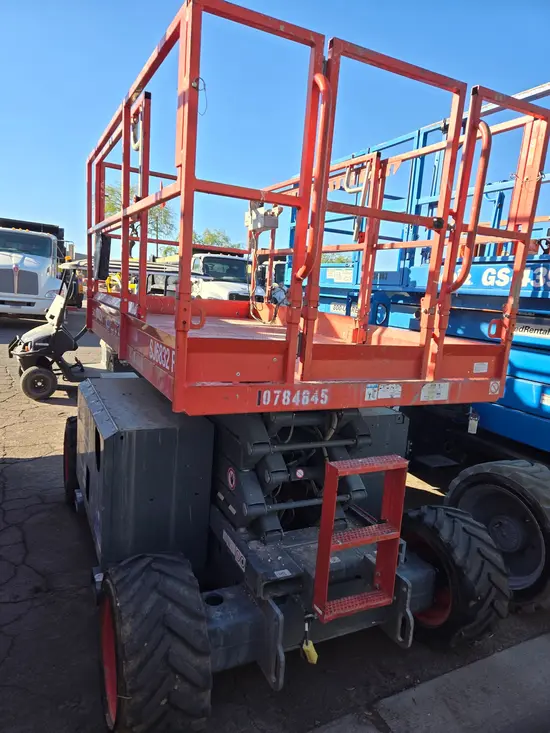 2018 Skyjack SJ6832RT Rough Terrain Scissor Lift