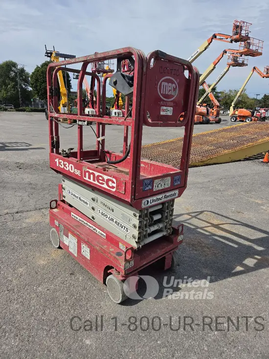 2018 MEC 1330SE Scissor Lift