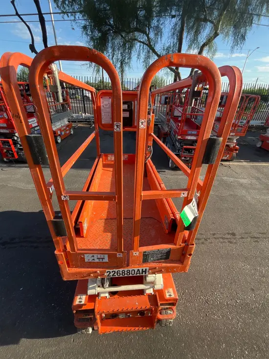 2019 Snorkel S3219E Scissor Lift