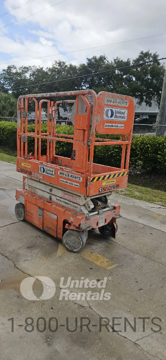 2021 Snorkel S3215E Scissor Lift