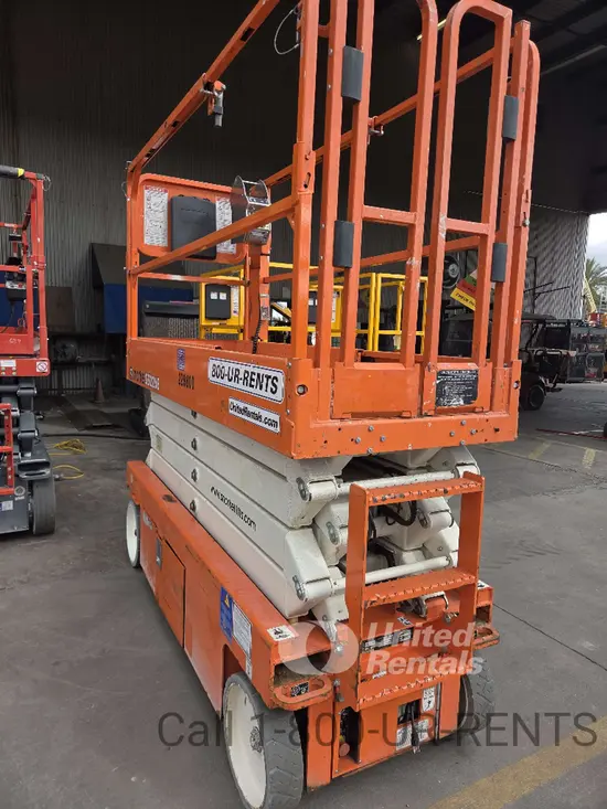 2019 Snorkel S3226E Scissor Lift