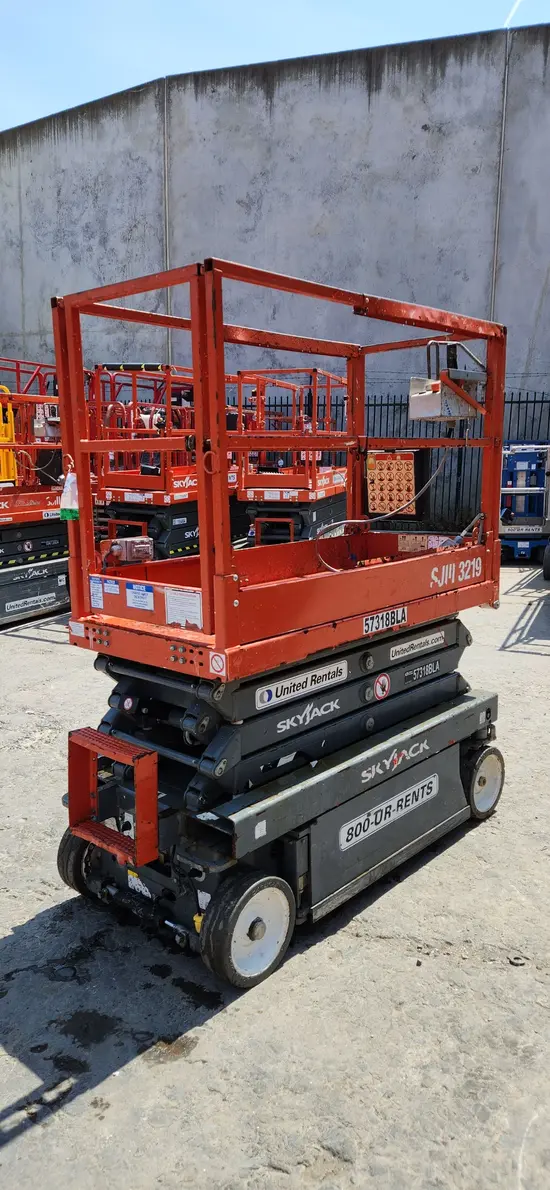 2018 Skyjack SJIII3219 Scissor Lift