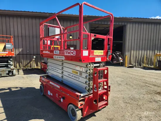 2018 MEC 4046SE Scissor Lift