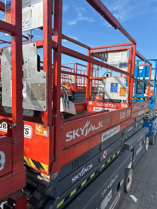 2016 Skyjack SJIII3219 Scissor Lift