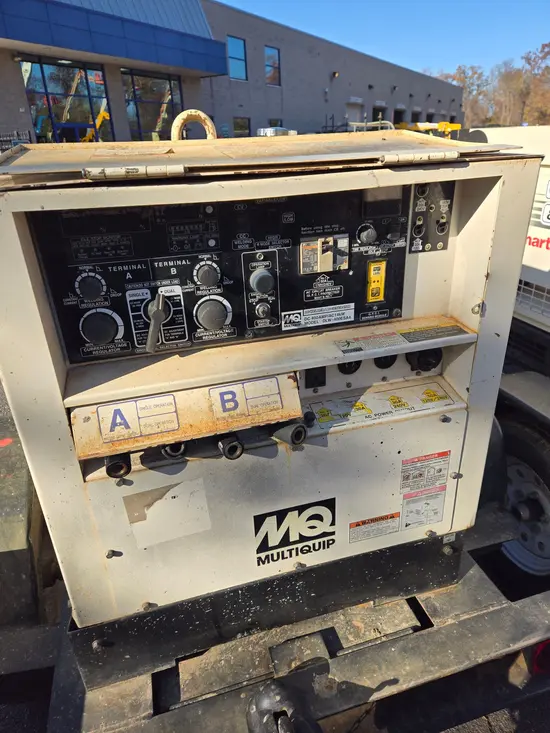 2018 Multiquip DLW400ESA4 Welder