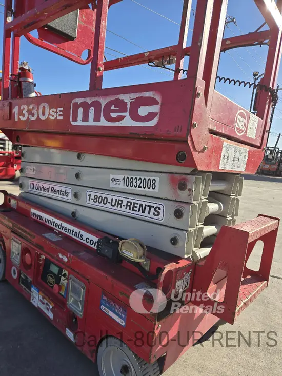 2018 MEC 1330SE Scissor Lift
