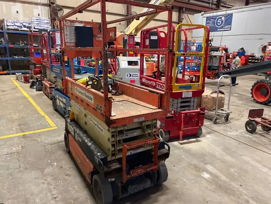 2017 JLG 1932R Scissor Lift
