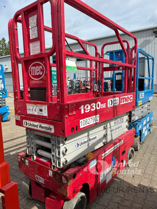 2018 MEC 1930SE Scissor Lift