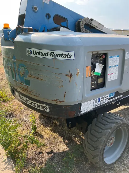 2016 Genie S-60X Boom Lift