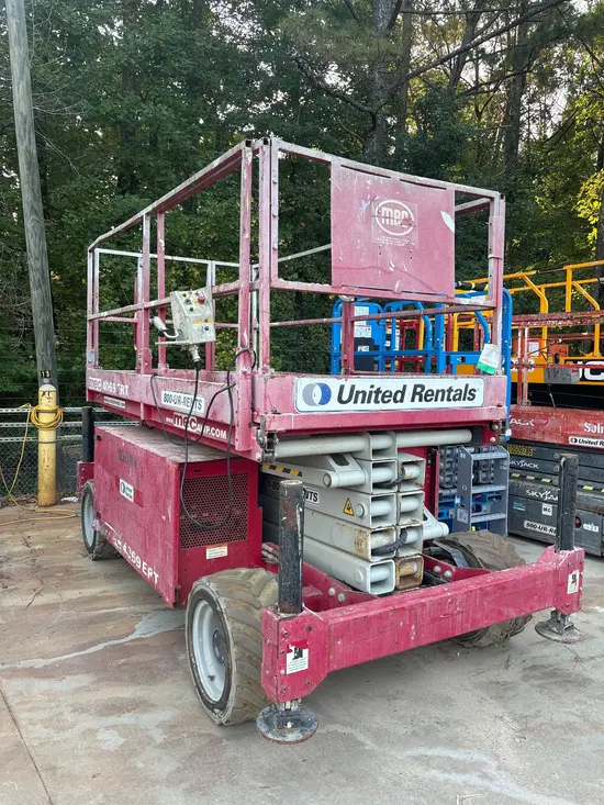 2014 MEC 4069ERT Scissor Lift