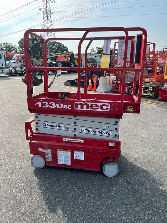 2018 MEC 1330SE Scissor Lift