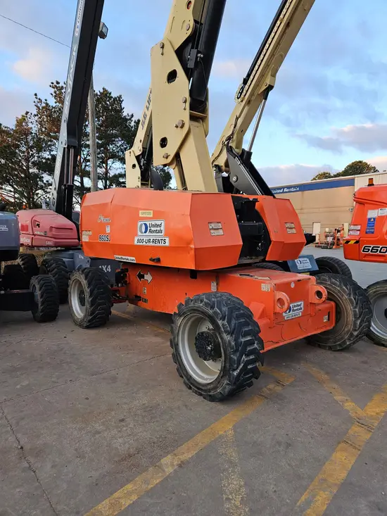 2019 JLG 860SJ Boom Lift