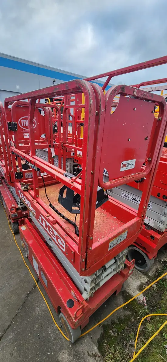 2019 MEC 1330SE Scissor Lift
