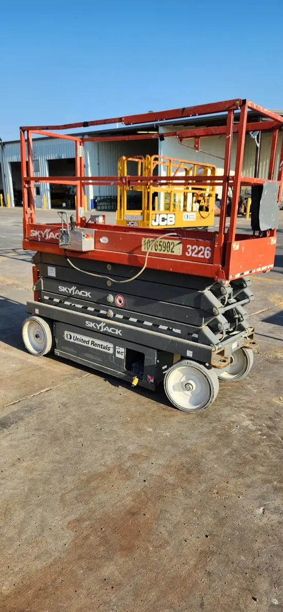 2018 Skyjack SJIII3226 Scissor Lift