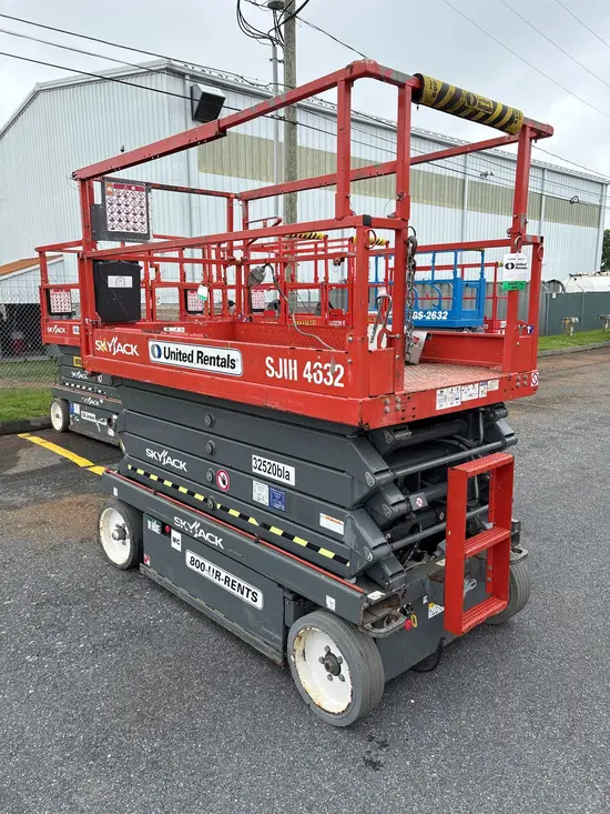 2016 Skyjack SJIII4632 Scissor Lift