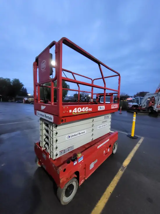 2019 MEC 4046SE Scissor Lift