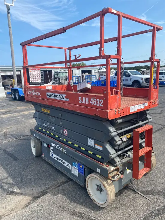 2016 Skyjack SJIII4632 Scissor Lift