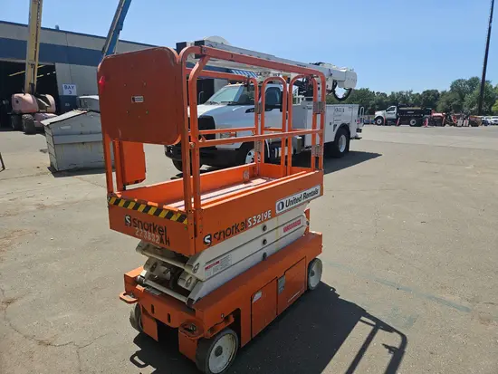 2019 Snorkel S3219E Scissor Lift