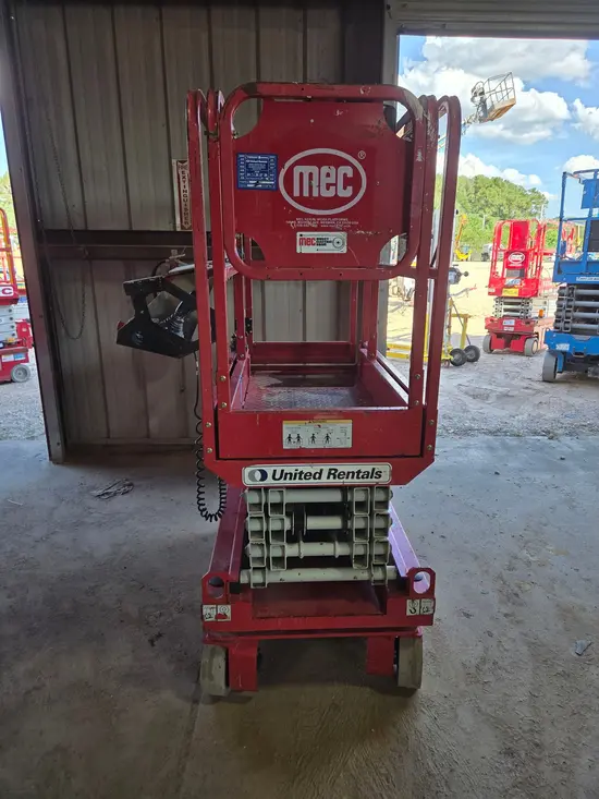 2019 MEC 1330SE Scissor Lift