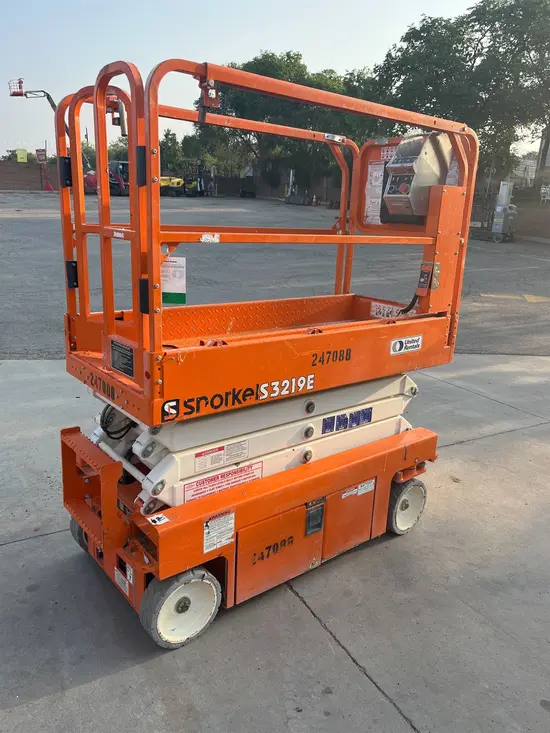 2020 Snorkel S3219E Scissor Lift
