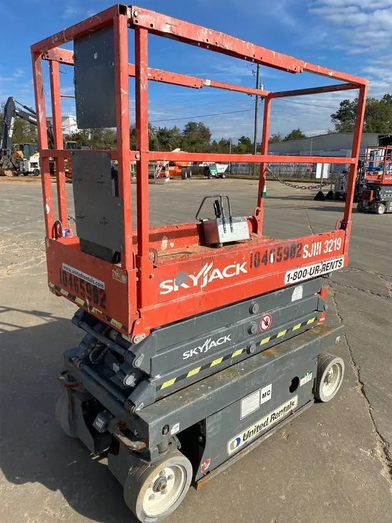2016 Skyjack SJIII3219 Scissor Lift