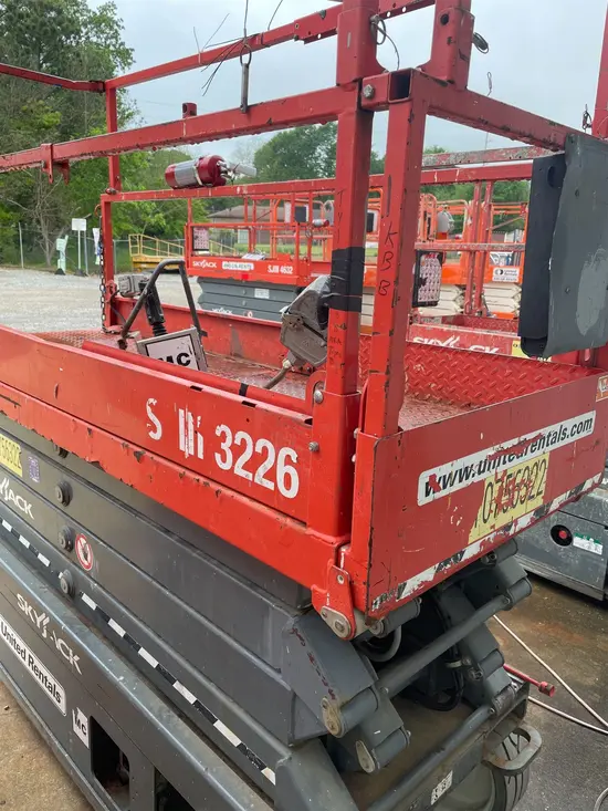 2018 Skyjack SJIII3226 Scissor Lift