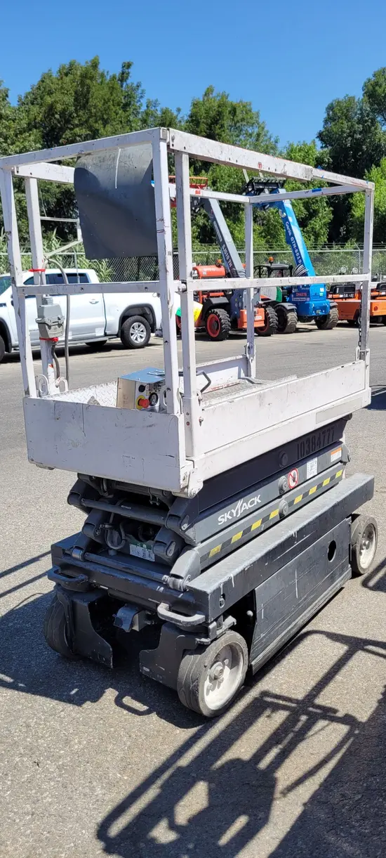 2015 Skyjack SJIII3219 Scissor Lift