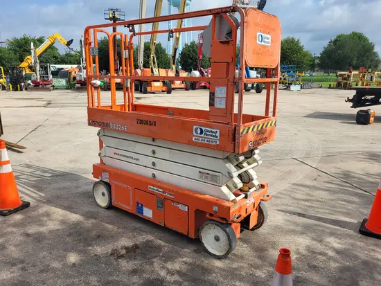 2019 Snorkel S3226E Scissor Lift