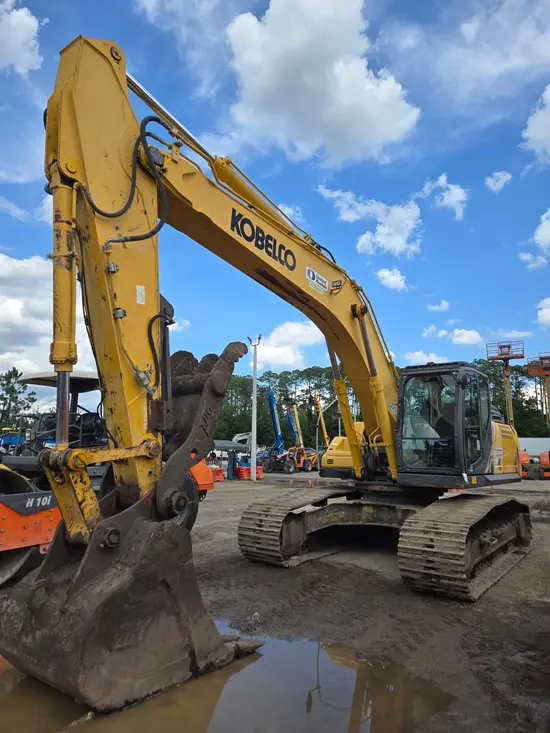 2018 Kobelco SK300LC-10 Excavator