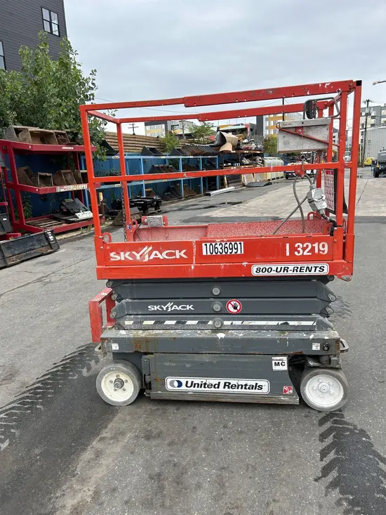 2017 Skyjack SJIII3219 Scissor Lift
