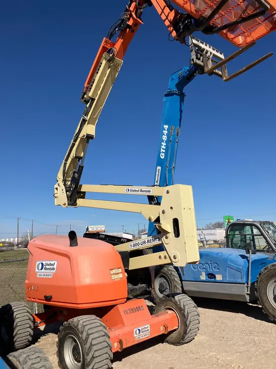 2015 JLG 450AJ Articulating Boom Lift